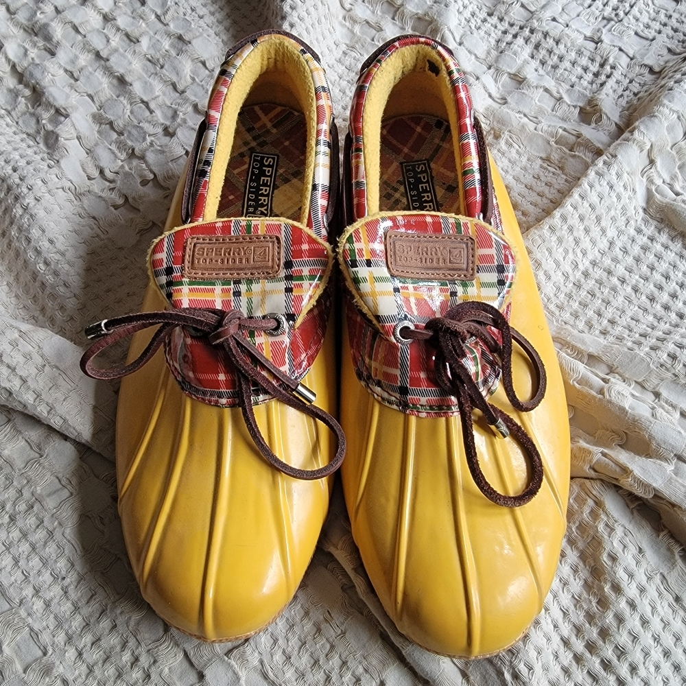 Sperry Top-Sider, Yellow w/Red Plaid Accent, Women's 10